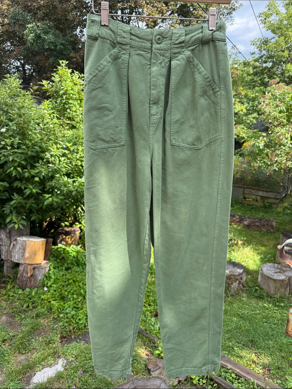 Free People The Breaker Sage Green Pleated Utility Tapered Jeans Size XS